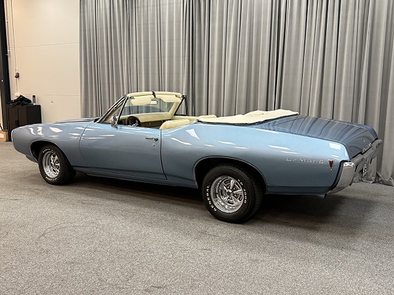 Pontiac LeMans 2 of 5