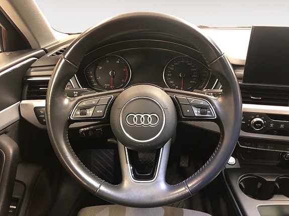 Audi A4 14 of 17