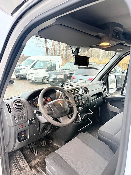 Renault Master 9 of 22
