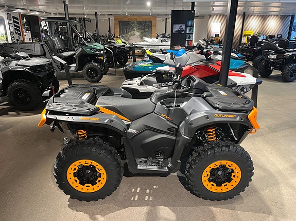 Can-Am Outlander XT-P 1000R T ABS 2 of 5