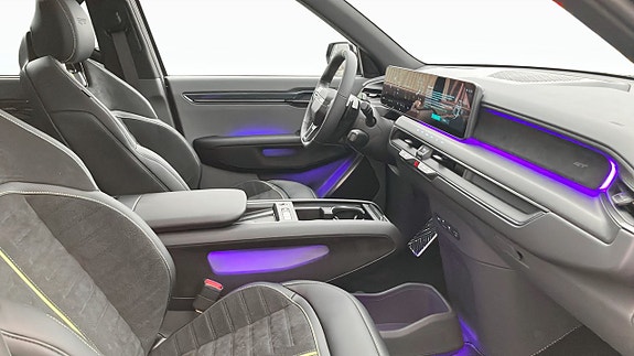 Kia EV9 3 of 13