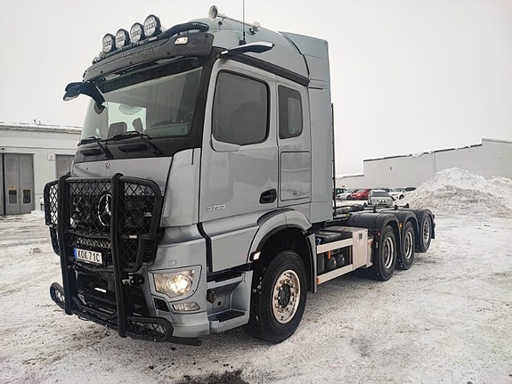 MERCEDES AROCS 3753 ÅR 2021 LASTVÄXLARE TRIDEM