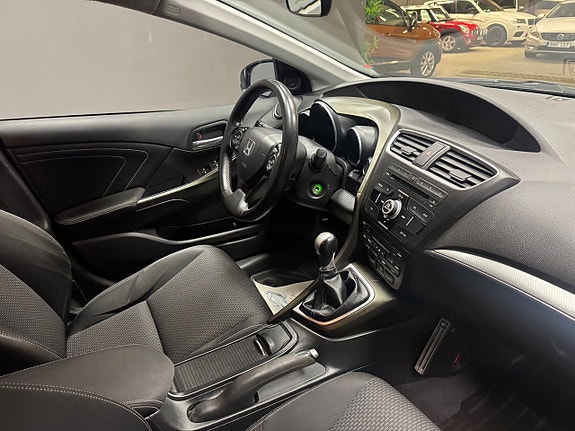 Honda Civic 7 of 9