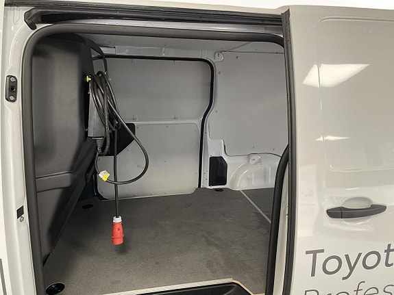 Toyota Proace 10 of 17
