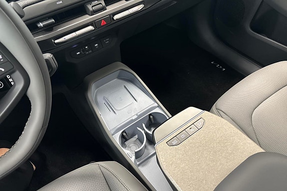 Kia EV3 17 of 25