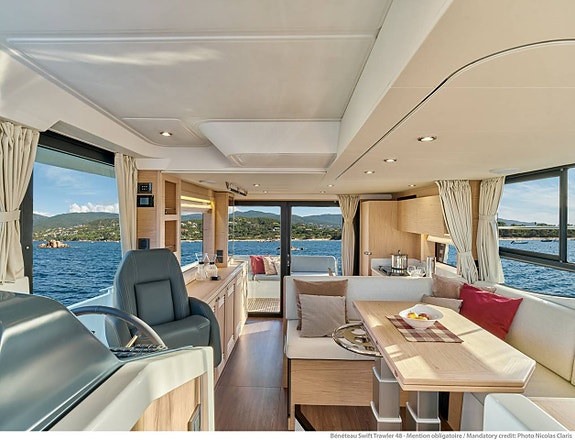 BENETEAU Swift Trawler | Cannes Yachting Festival 8-13 sept 9 of 12