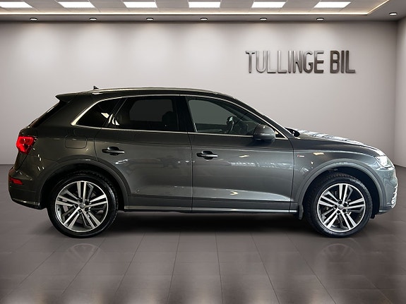 Audi Q5 6 of 27