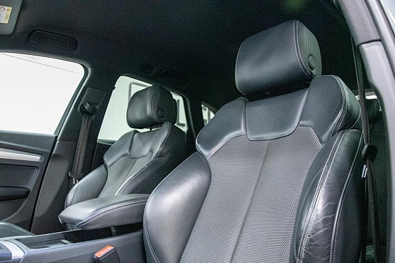 Audi Q5 11 of 27