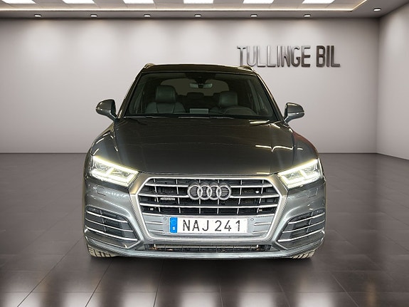 Audi Q5 8 of 27