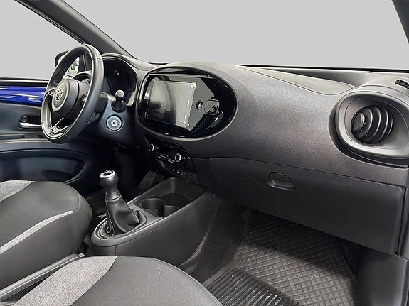 Toyota Aygo X 7 of 11