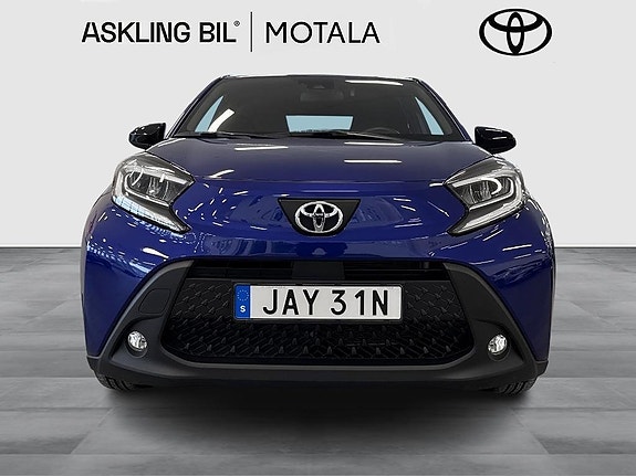 Toyota Aygo X 6 of 11