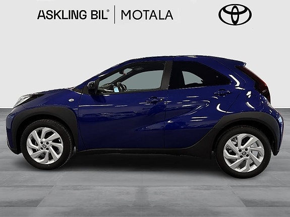 Toyota Aygo X 4 of 11