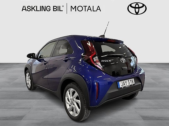 Toyota Aygo X 3 of 11