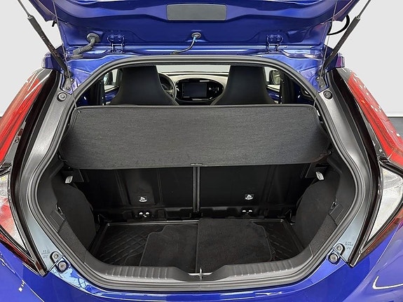 Toyota Aygo X 11 of 11