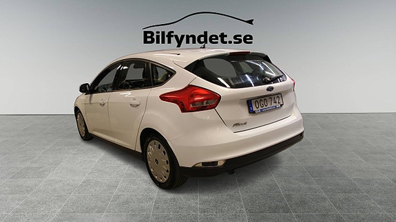 Ford Focus 3 of 5