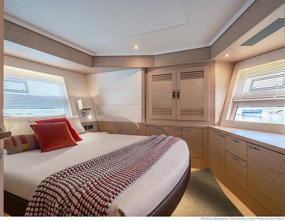 BENETEAU Grand Trawler 63 10 of 12