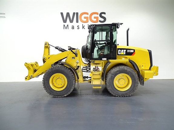 CAT 910M -19