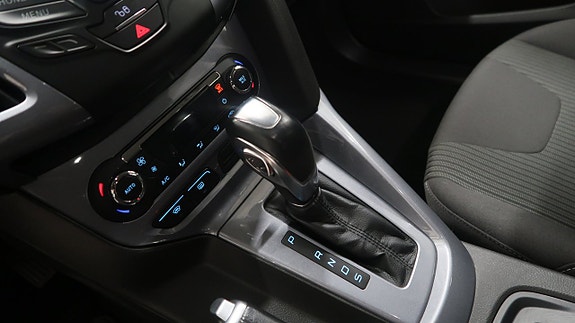Ford Focus 11 of 15