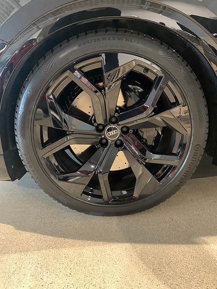 Audi RS Q8 5 of 5