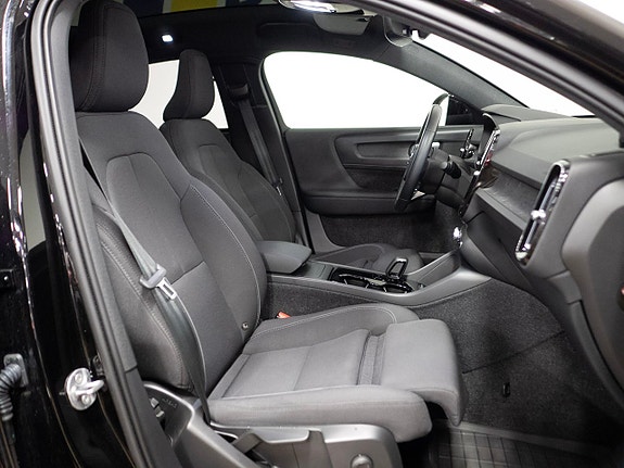 Volvo C40 3 of 5