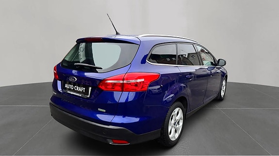 Ford Focus 5 of 5
