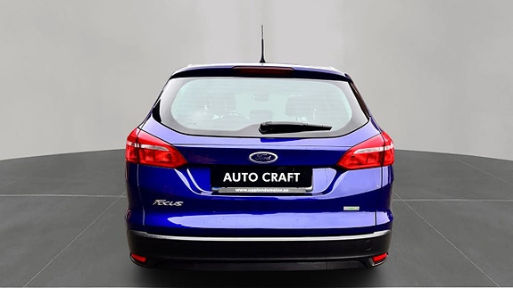 Ford Focus 6 of 12