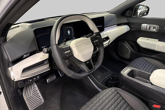 Kia EV4 7 of 21