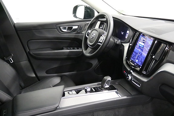 Volvo XC60 7 of 21