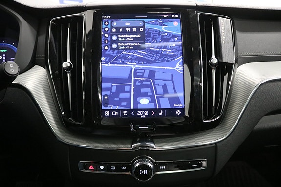 Volvo XC60 16 of 21