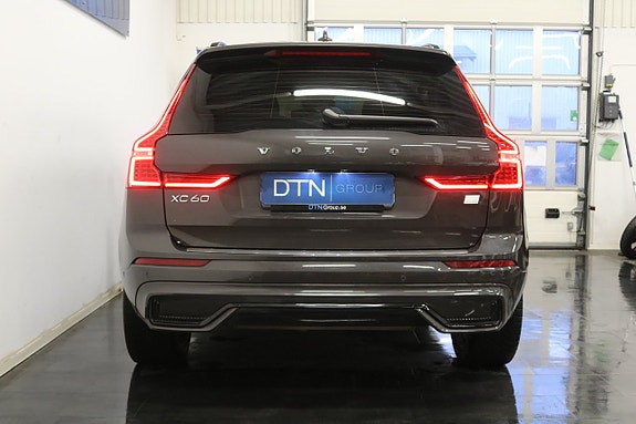 Volvo XC60 4 of 5