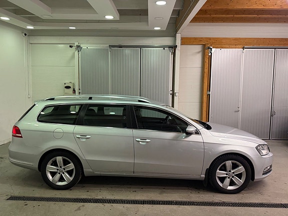 Volkswagen Passat 16 of 16