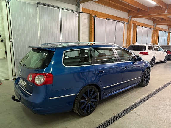 Volkswagen Passat 13 of 15
