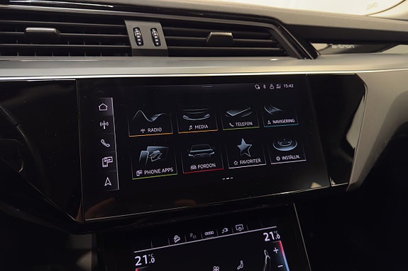 Audi e-tron 19 of 28