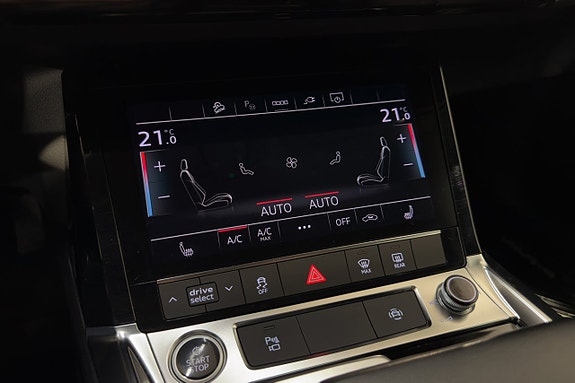Audi e-tron 24 of 28
