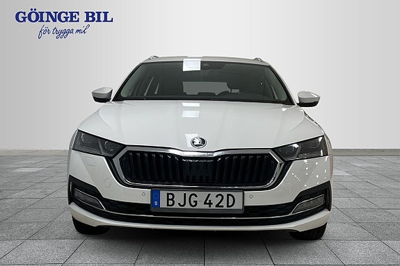 Skoda Octavia 3 of 5