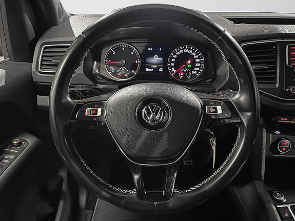 Volkswagen Amarok 12 of 20