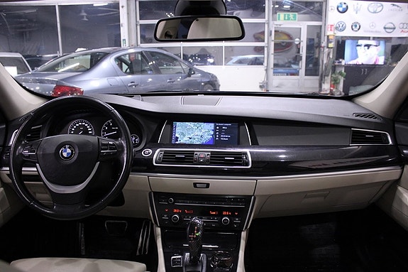 BMW 535i 18 of 26