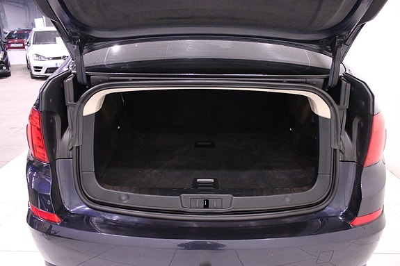 BMW 535i 9 of 26