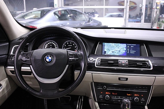 BMW 535i 19 of 26