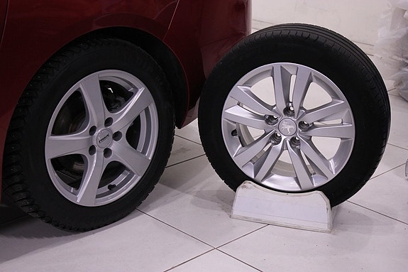 Peugeot 308 23 of 23