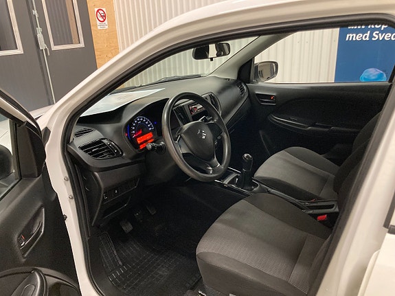 Suzuki Baleno 7 of 18