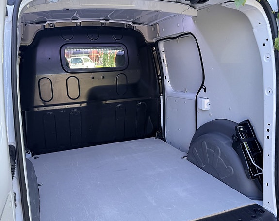 Renault Kangoo 13 of 16