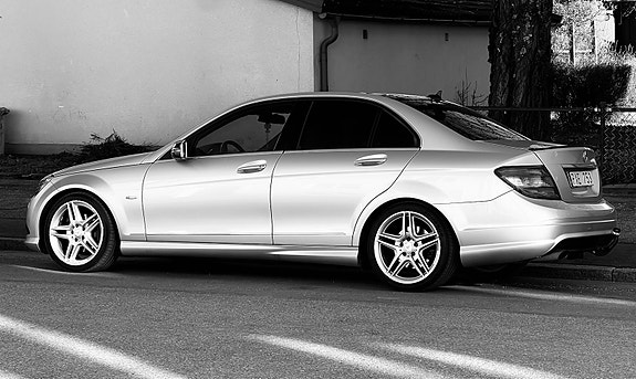 Mercedes-Benz C180 14 of 14