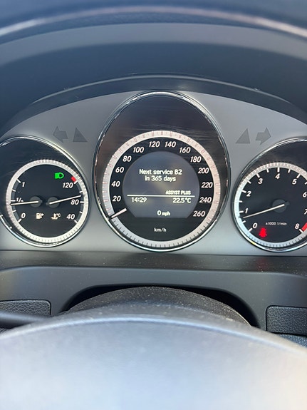 Mercedes-Benz C180 6 of 14