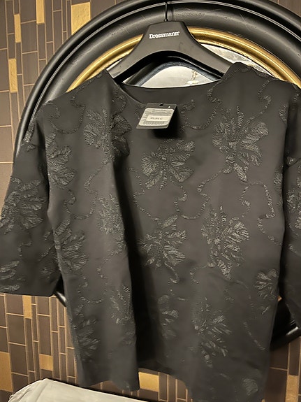 Product image 1 of 9