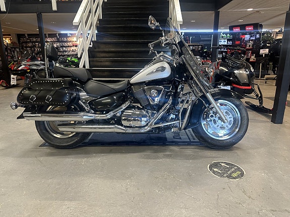 Suzuki Intruder VL1500 Bra utrustad!