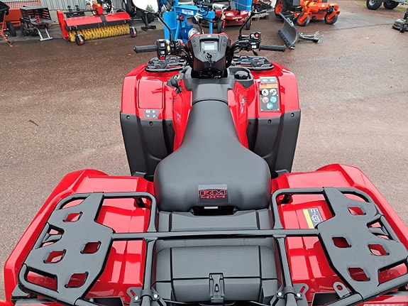 Honda Rubicon 520 Traktor 7 of 7