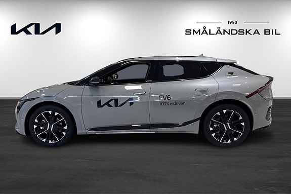 Kia EV6 5 of 17
