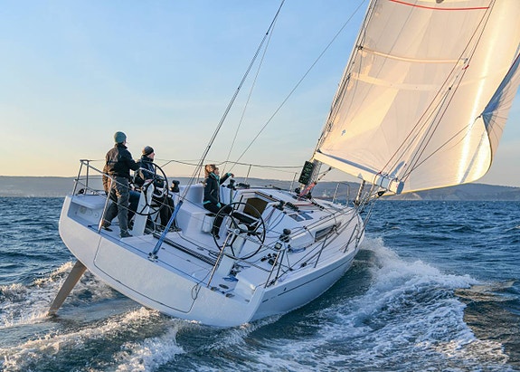 BENETEAU First - Testsegla 8-9 maj på Gardasjön!