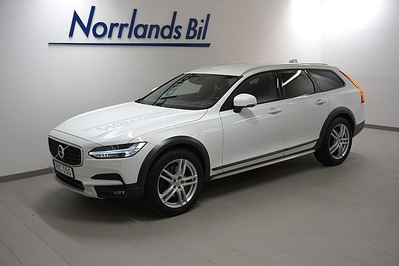 Volvo V90 Cross Country